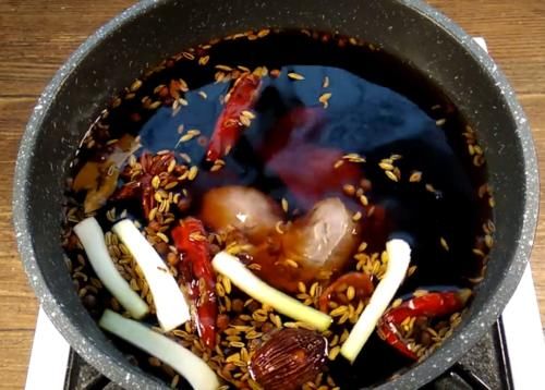  在家|在家教你做好吃的卤味鸭胗，简单3步就能完成，不错的冷盘肉食
