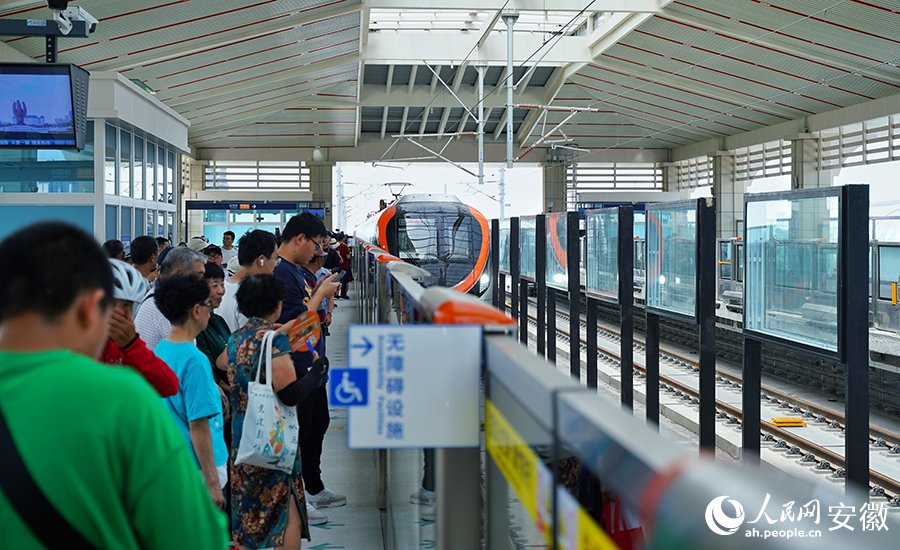 滁宁城际铁路（滁州段）开通运营 “轨道上的长三角”再提速