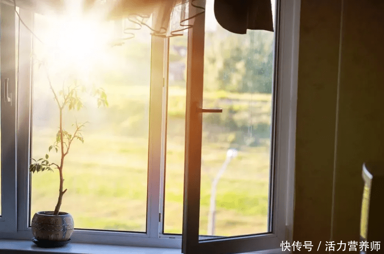 夏天身体最怕的六件事千万要注意(夏天经常有这3个小动作，看似来无关紧要，实际却会影响生命)