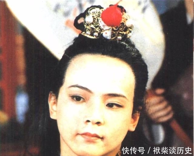 人用|监禁中被人用弓绞死，贾元春死时惨状，被作者用16字写尽