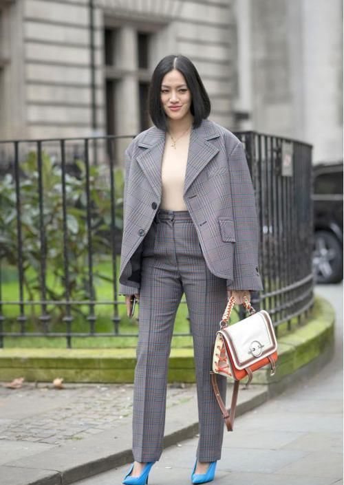 减龄|想要穿搭年轻还显小,掌握这几套学院减龄风搭配,看着能小好几岁