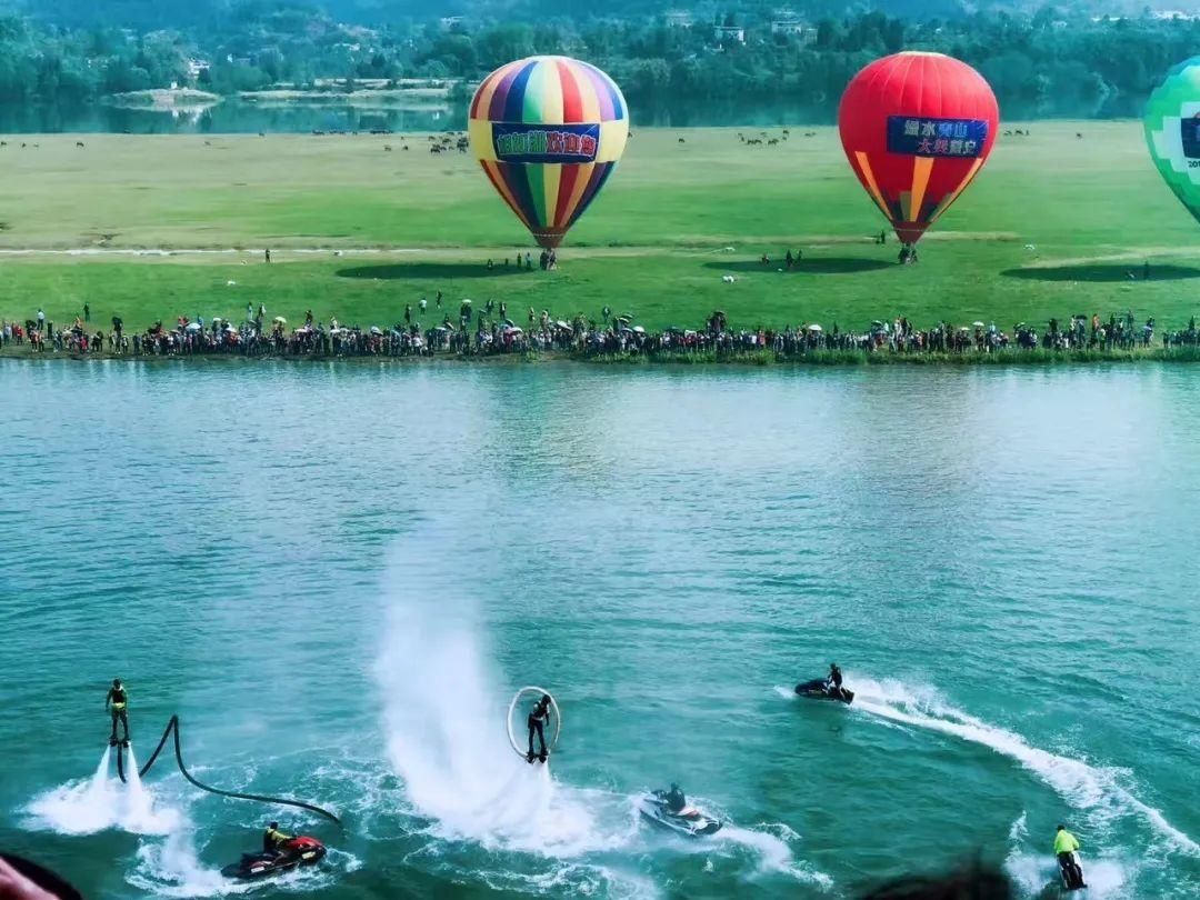  飞凤镇桥亭|村里有个桃花源！一起去吗~