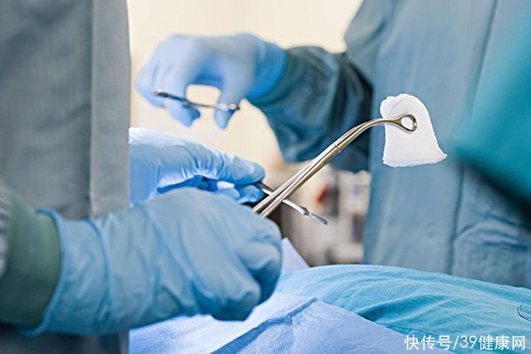 断骨增高7.2厘米的李亚诺(花了家里16万断骨，只为增高7.2厘米的李亚诺，后来怎么样了？)