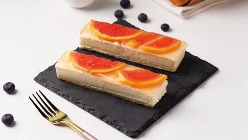  芝士|热量极低的西柚慕斯芝士条，颜值也高哦