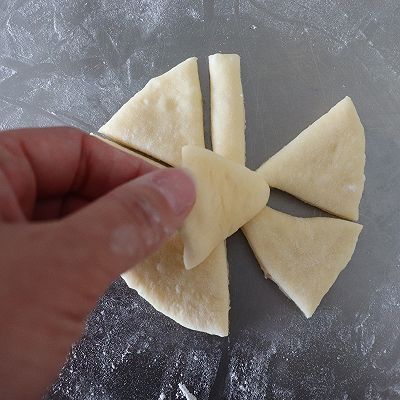  面团|蝴蝶结面包怎么做