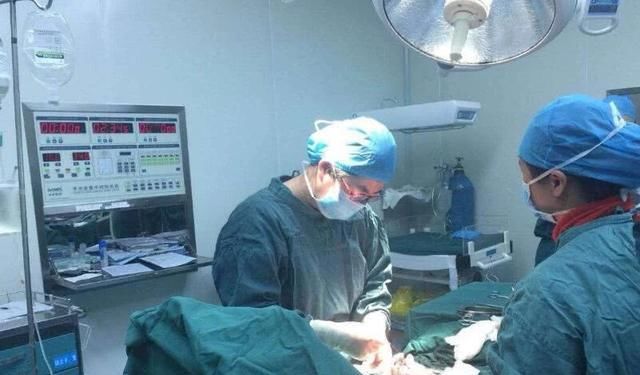  胎儿|孕期出若出现3种“情况”，赶紧去医院就诊，可别拖延时间