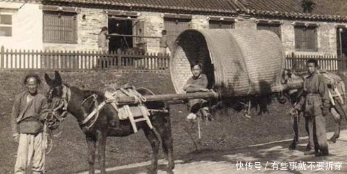 珍贵|晚清珍贵照:婚礼上新娘和新郎都不高兴,大户人家妻妾成群