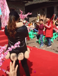  适合|搞笑GIF：这个车适合撩妹吗？