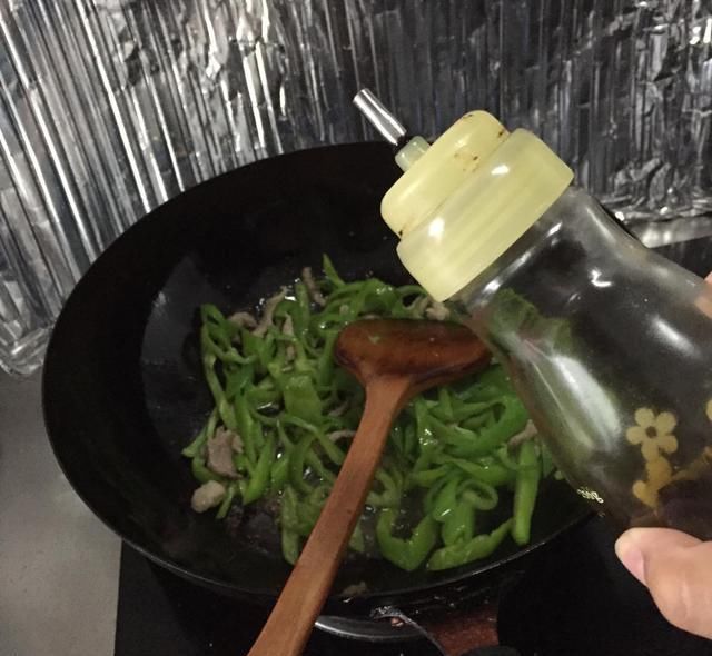 胃口|让你食欲倍增的“辣菜”,天热没胃口,我家一做这菜必定光盘