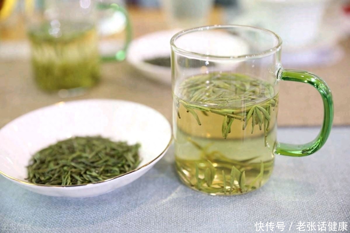 尿酸从600多降到300多的经验(58岁大爷尿酸从600降到410：他的4个降尿酸习惯，值得大家学习)