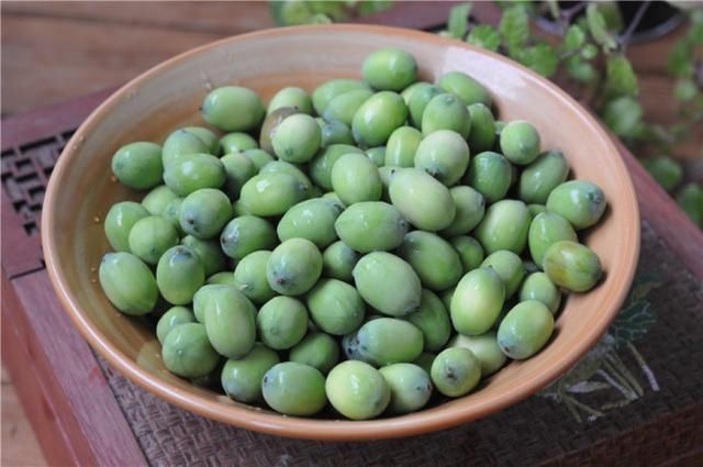 农村|70、80后农村娃最爱的零食,简单一炒比薯片还香!秋天抓紧吃!