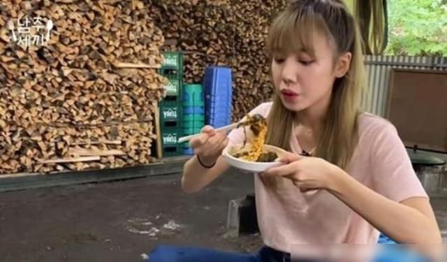  南珠|Apink金南珠开设YouTube频道“南珠三餐”展现真我