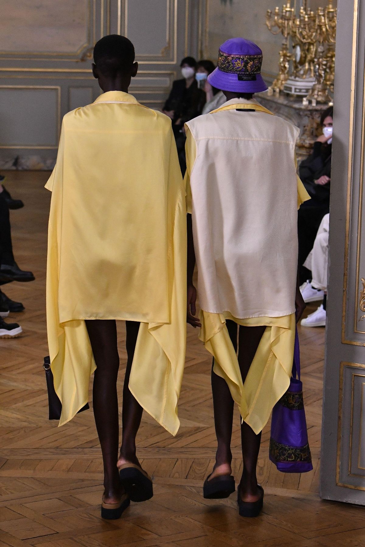 时装秀|巴黎时装周——Victoria Tomas品牌时装秀