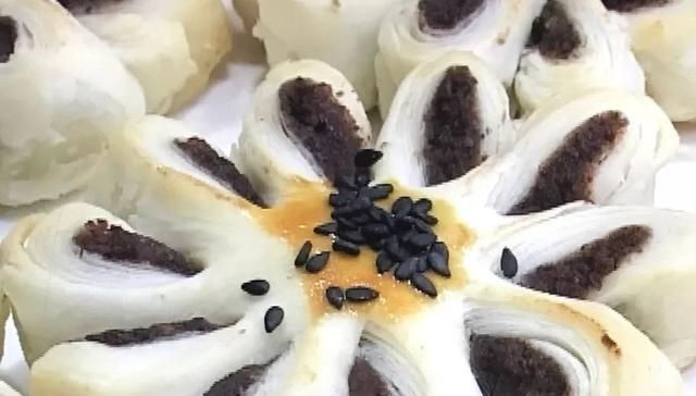 颜值|高颜值好口味,就是菊花酥,当早餐做零食,全家都爱吃