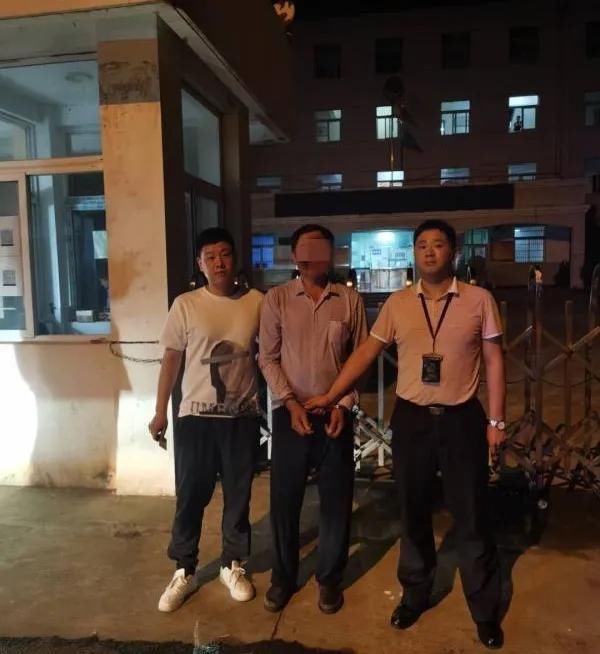 民警|为了21年前未破命案，4位民警再次联手：“怎么也得在退休前，把案子破了！”