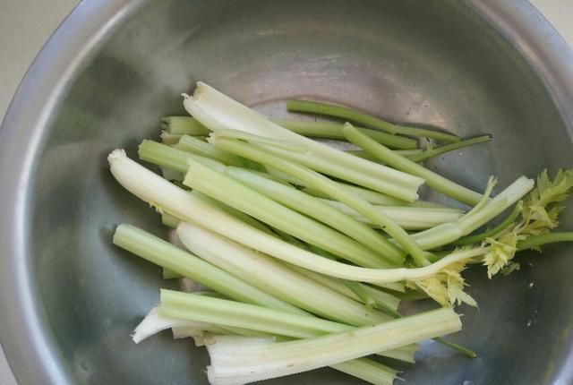  饺子|立秋后包饺子就用它，营养丰富，素馅，肉馅都好吃