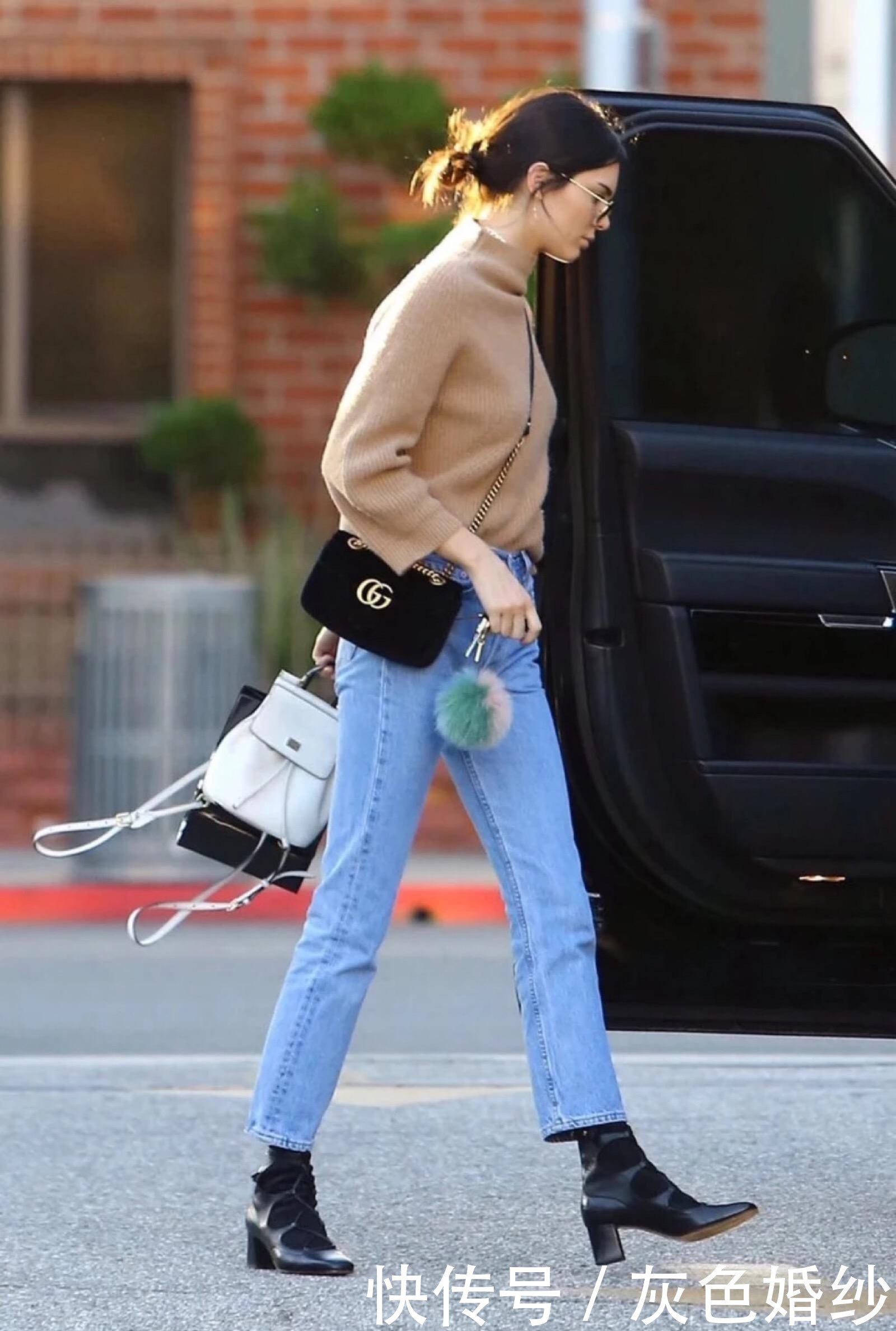 美爆|平胸穿衣就不能时髦了?就是这位姑娘衣品超级高,街拍美爆了!