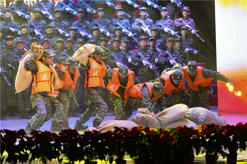 青海|武警青海总队举行庆八一歌咏比赛