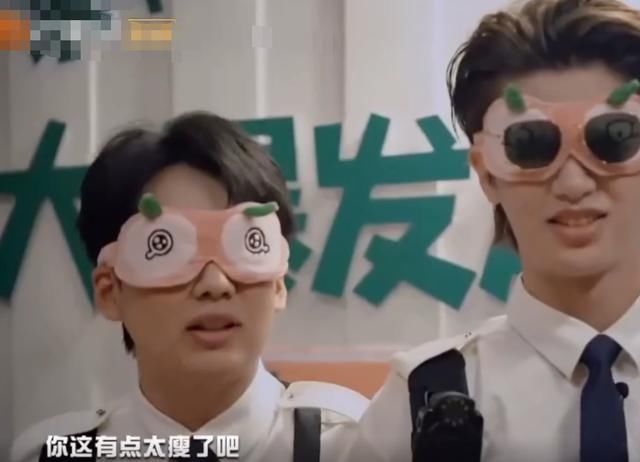  邓伦|邓伦被问女友标准，他说出身高体重要求，粉丝们心都碎了