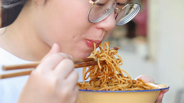 炸酱面|幸福小区里好吃的面馆,不是你想的那一家哦