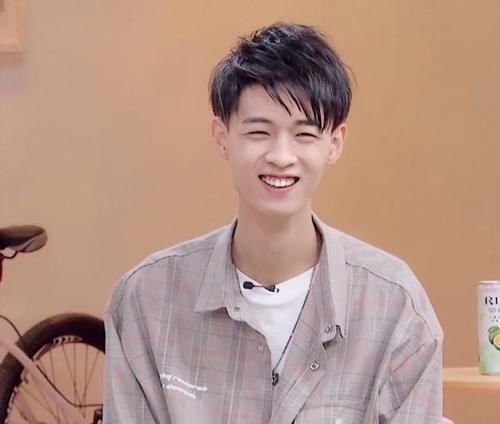  营业|德云社众演员“被迫营业”，烧饼却与众不同