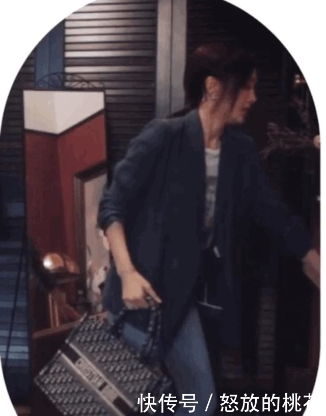  向晚|打开莫向晚的衣橱，惊呆了