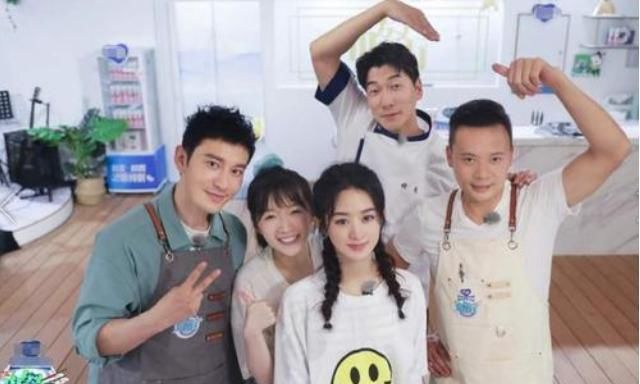  艺节目|仅两期《中餐厅》，就让赵丽颖塑造多年的“励志”人设碎了一地