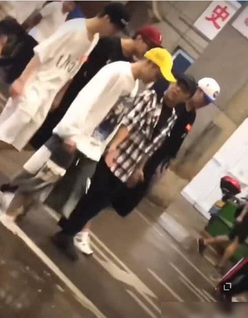  陈赫外|《哈哈哈哈哈》路透曝光，鹿晗邓超陈赫外，五人团第四人终于现身