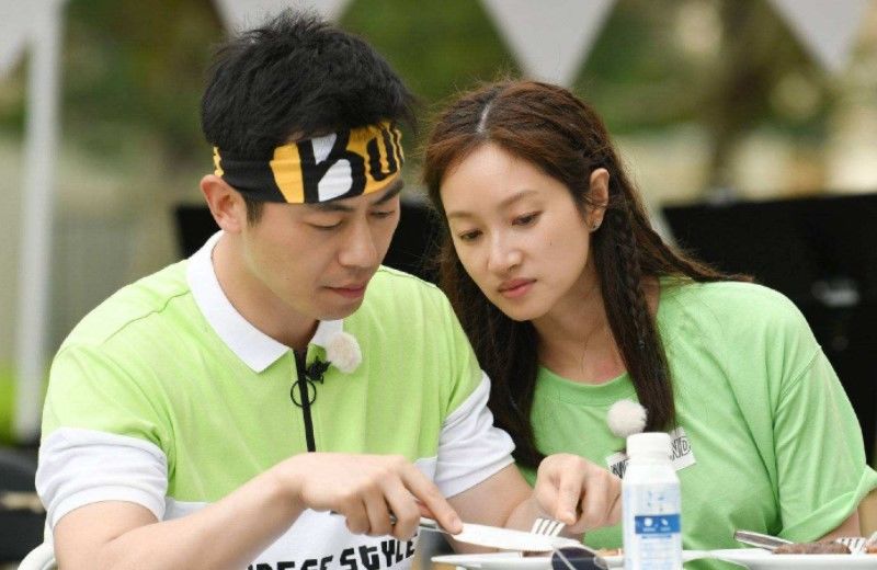  沈佳妮|《奔跑吧》对嘉宾那么狠，沈佳妮来了之后，郑恺则是不敢上前整蛊