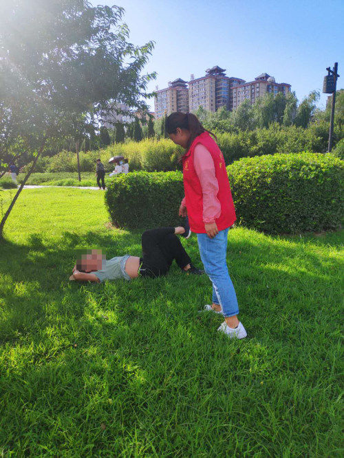 上岗|“百名志愿者劝导员”上岗，助力咸阳湖文明游览新风尚