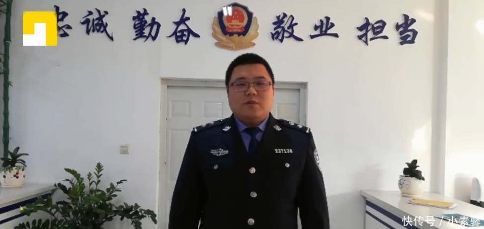 讹人|大娘坐地上无人敢扶，最终警察过来，大娘：他们怕我讹人！