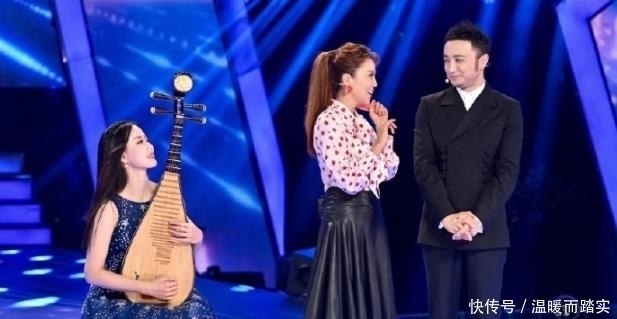 星光|央视主持人张蕾亮相《星光大道》,这下身旁的朱迅尴尬了