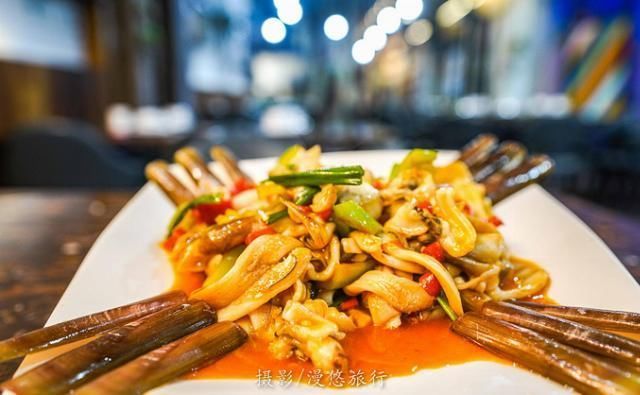  爱上读书馆|三亚，一个去了就不想走的城市4天3晚，带你玩转三亚精华