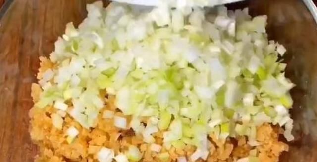  早餐|我家女儿隔三差五点名要吃这早餐, 烙一烙5分钟出锅, 解馋还顶饱