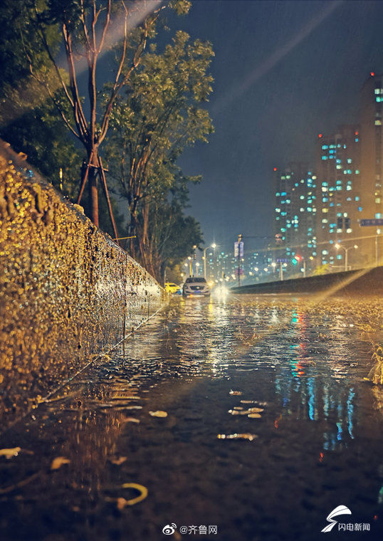 双黄|济南发布雷电暴雨“双黄”预警！部分路段积水严重