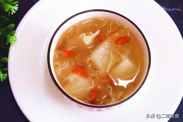 滋润|秋天，我每天都给家人煲这碗汤，香甜可口，滋润营养降秋燥