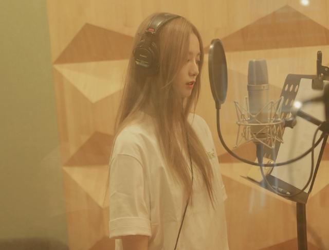  话里有话|徐艺洋放下八年女团梦，黄子韬发文话里有话，或以个人身份出道