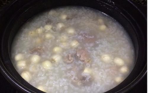  清心|夏天，常给孩子喝这粥，清心降火又补钙，每次都喝光2大碗