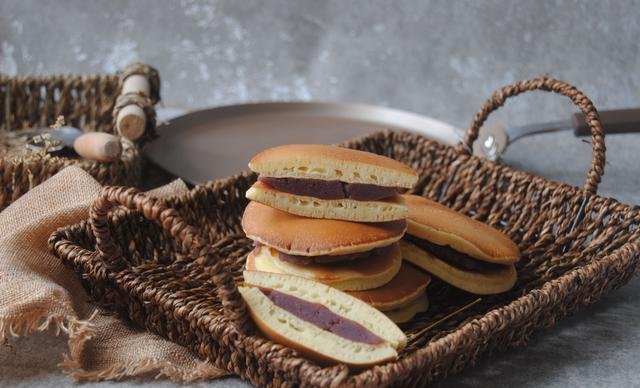  土豆|这6种小吃，喷香馋人，吃着很过瘾，做法不难，家人都爱吃