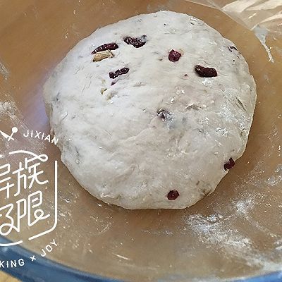  蔓越|蔓越莓鲜葡萄汁软欧包