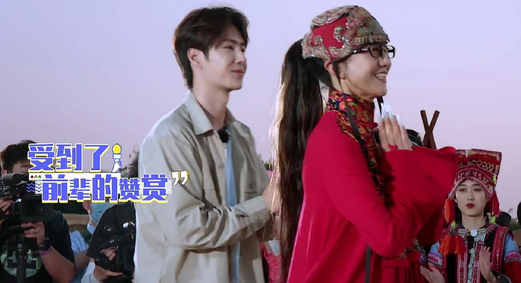  王一博|《天天向上》钱枫吃虫，王一博表情扭曲，可吃起来比谁都香！