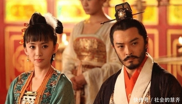 大哥|大哥争夺皇位失败,率一千七百户百姓西征万里,建立三百年强国