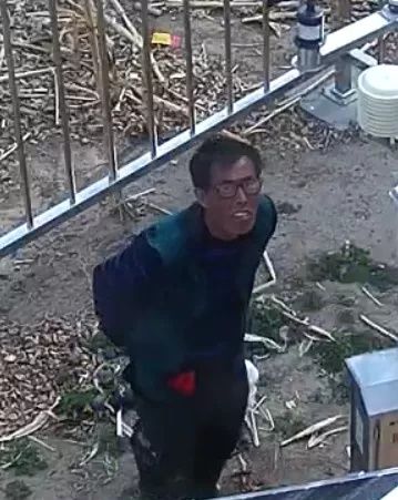 违法行为人|此人故意损毁财物，通辽警方悬赏抓他