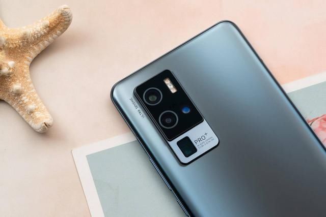  Pro|导演用vivo X50 Pro+拍了一部电影，质感夜景画面获赞无数