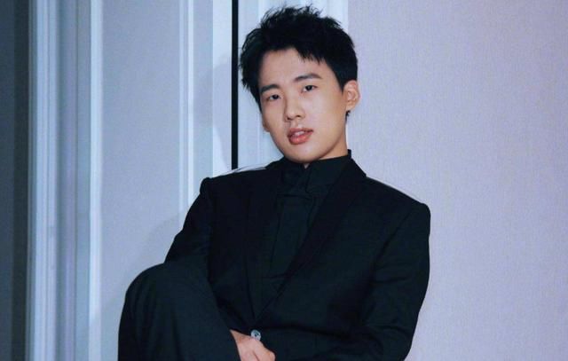  名单|《奇葩说》第七季来袭，拟邀名单引热议，见到虞书欣我不淡定了