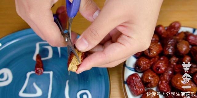 满屋飘香|枣糕简单做法,筷子一搅,满屋飘香,松软甜蜜比买的都要好吃