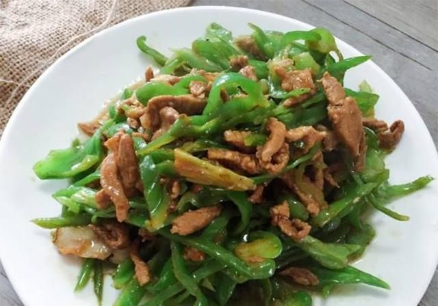  鲜嫩|青椒炒肉丝的12种做法，肉丝鲜嫩青椒爽口，开胃下饭的美味家常菜