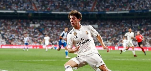 留在|奥德里奥索拉新赛季将留在皇马,并担任卡瓦哈尔的替补