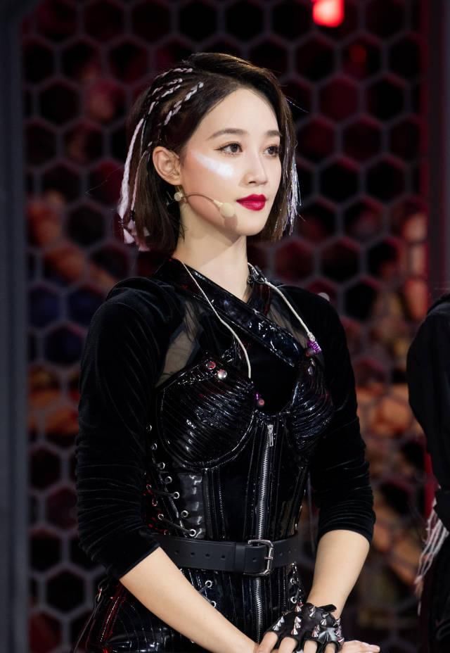  造假|《浪姐》投票被质疑造假，金晨蓝盈莹粉丝停止投票，及时止损