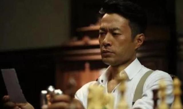  本来|本来想做个忙里偷闲的配角，谁知竟然引爆了观众的视觉